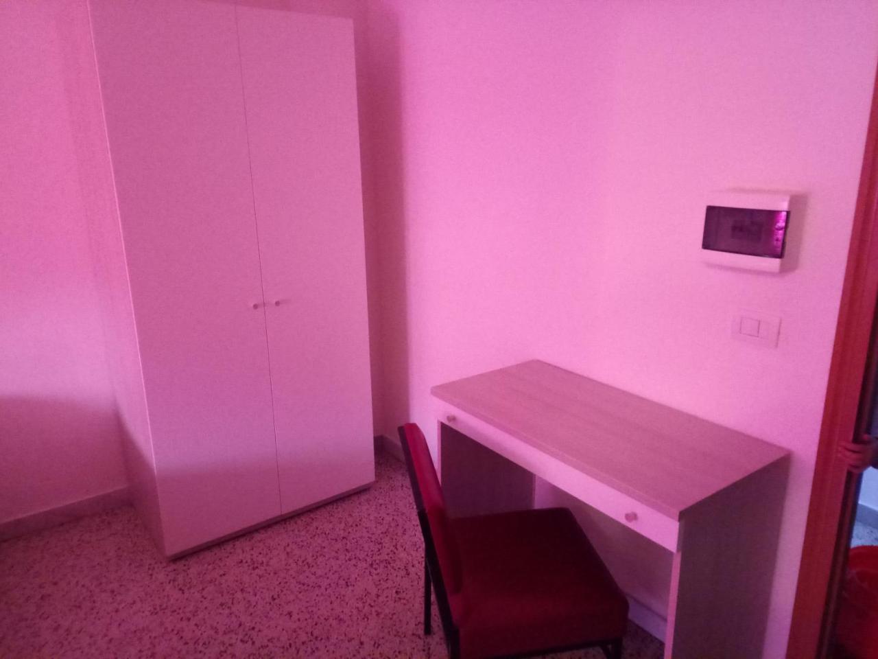 London Cafe Bed and Breakfast Castelnovo ne' Monti Εξωτερικό φωτογραφία